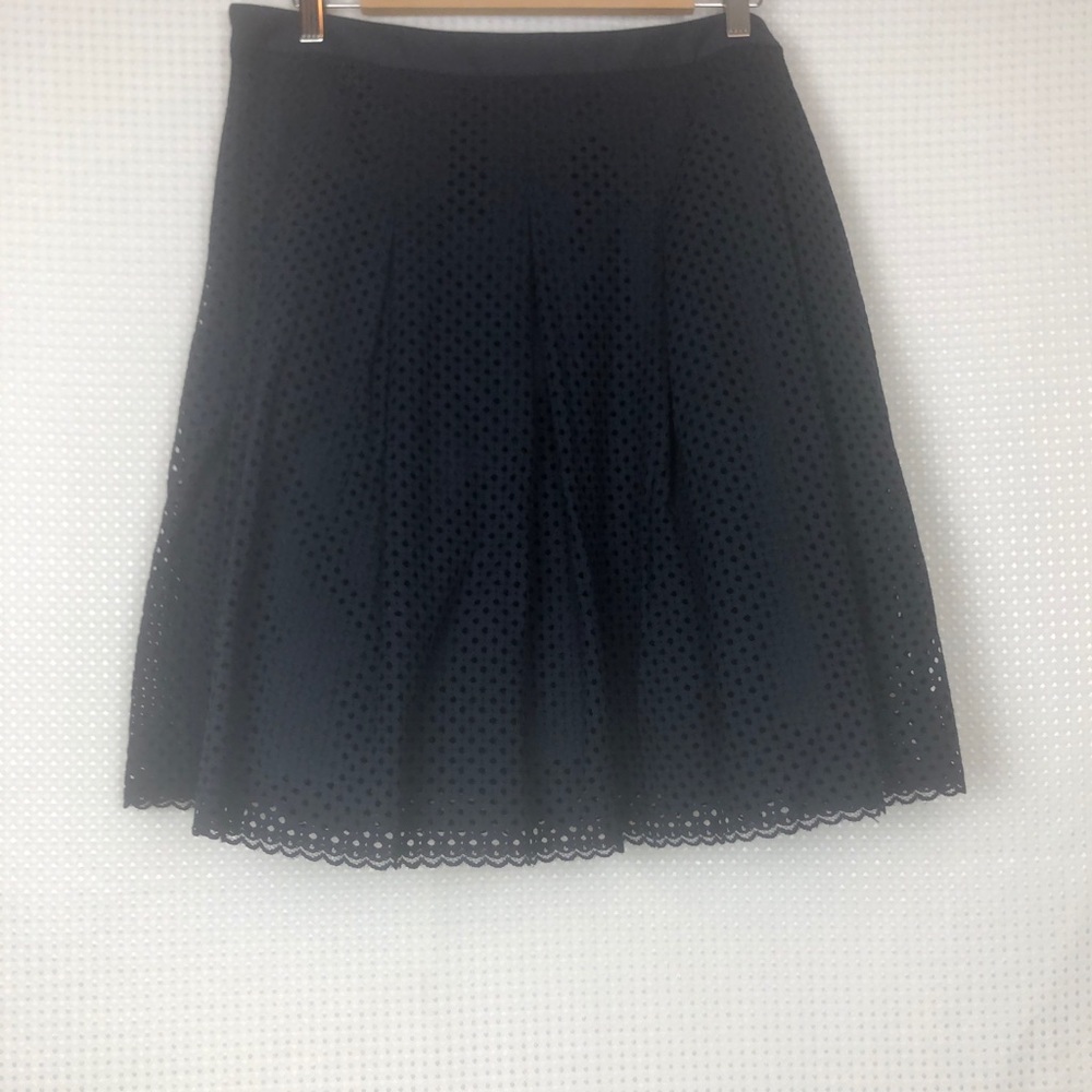 Lands End Navy Pleated Skirt. Size 16